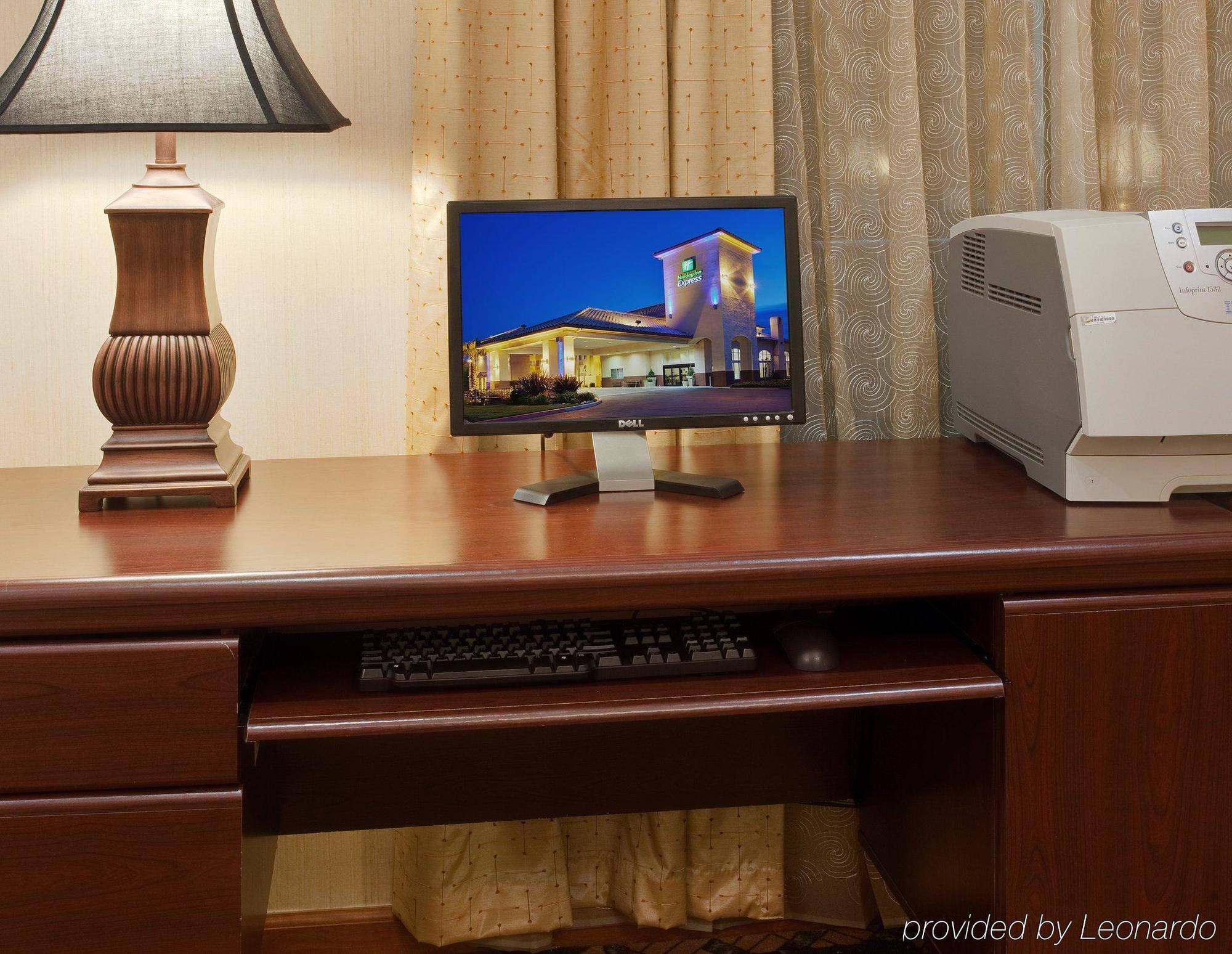 Holiday Inn Express Madera By Ihg Létesítmények fotó