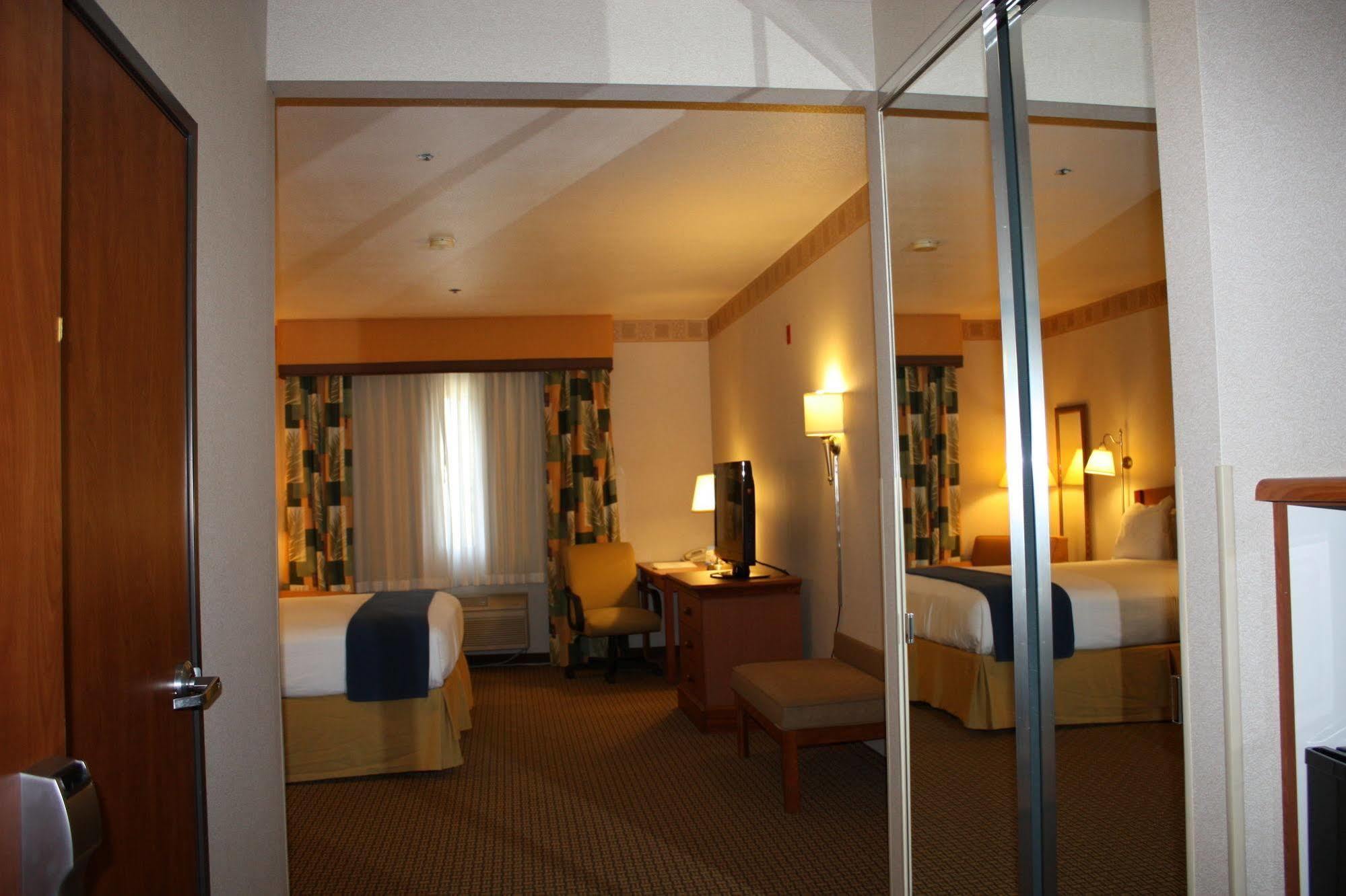 Holiday Inn Express Madera By Ihg Kültér fotó